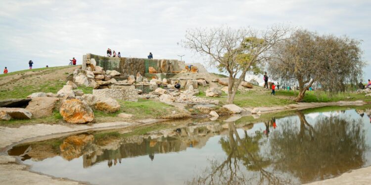 Invitación al acto de imposición de nombre del Parque Ambiental