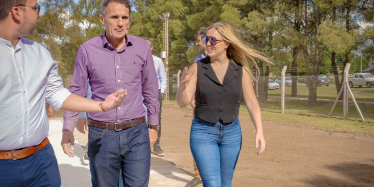 Estefanía Bordoni recibió al Ministro de Infraestructura de la Provincia Gabriel Katopodis