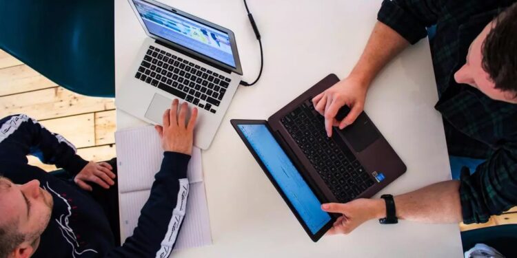 Más de 40.000 empleados públicos deberán rendir examen para trabajar en el Estado: cómo será la evaluación