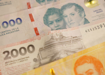 ¿Cuándo se cobra el aguinaldo en diciembre 2024 y cómo calcularlo?