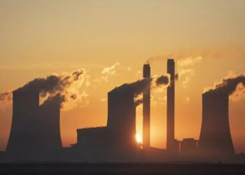 Lejos de reducirse, las emisiones de CO2 por quemar petróleo, gas y carbón alcanzan un nuevo máximo