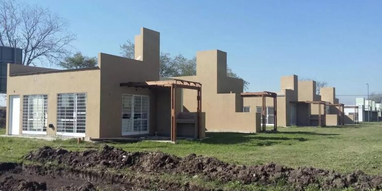 Más de tres millones de hogares padecen déficit habitacional.