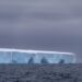 El iceberg más grande del mundo se desprendió y navega por el océano: qué impacto tendrá