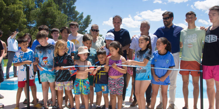 Más sueños que se cumplen: Bordoni y Katopodis  inauguraron obras en el distrito