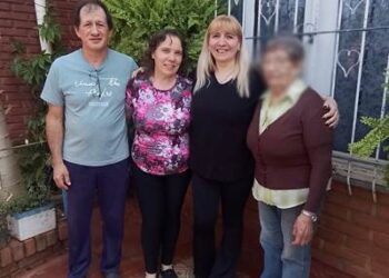 50 años buscando a su madre y una respuesta inesperada: «Si tuve una hija? Sí, hace mucho tiempo, pero nació muerta». ¿Fue así?