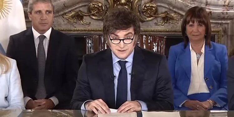 Javier Milei agradeció el «sacrificio» del primer año y aseguró que «vienen tiempos felices»