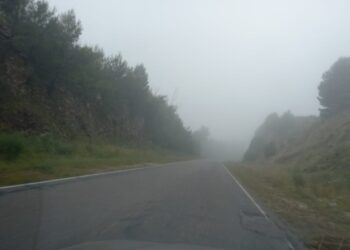 Después de las tormentas llegó la niebla y se espera un jueves agradable