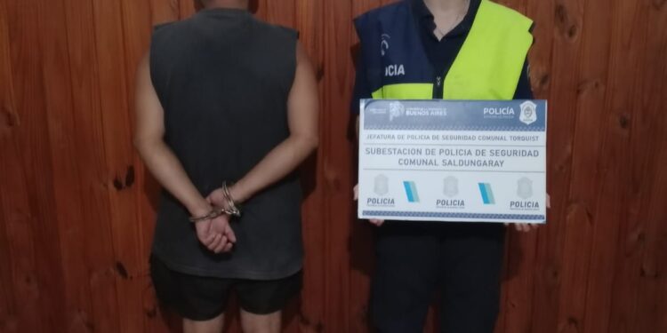 Saldungaray: Detienen a un sujeto que circulaba con una moto robada.