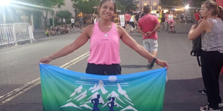 Destacada actuación de una atleta serrana en Carrera de Reyes de Bahía Blanca