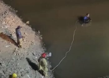 Ruta 51: Un auto cayó en el embalse del dique Paso de las Piedras