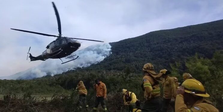 El incendio en el Parque Nacional Nahuel Huapi ya consumió más de 4.000 hectáreas