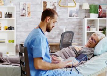 Los desafíos y oportunidades de la internación en casa en la actualidad según expertos