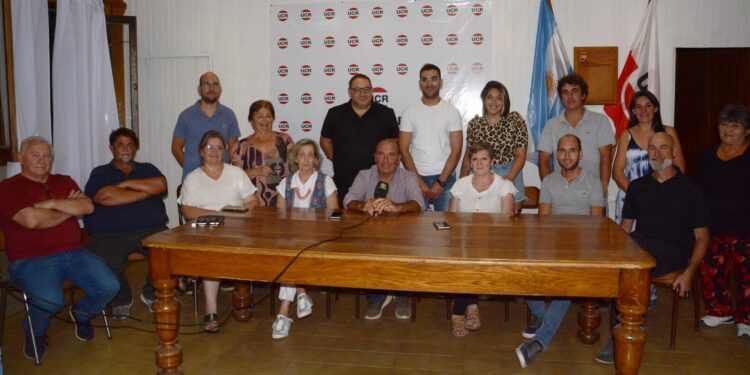 La UCR brindó una conferencia de prensa desde su comité