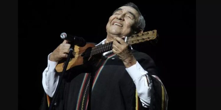 Repudio y “charangazo” por las declaraciones de desprecio de Pichetto a la música del norte argentino