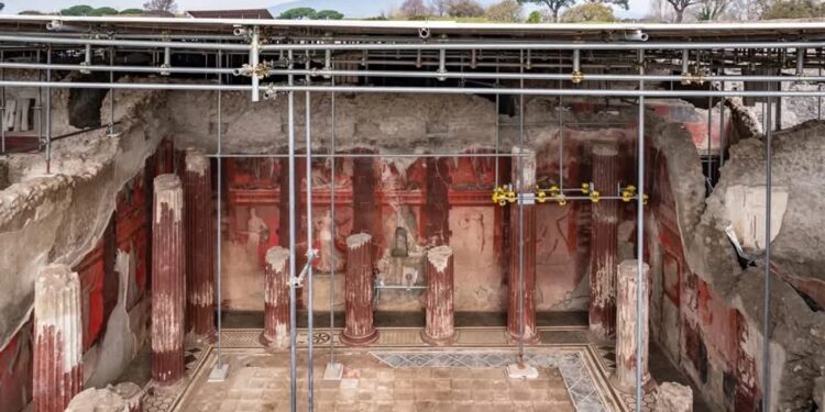 Impresionante hallazgo en Pompeya: una sala de banquetes con un enorme fresco dionisíaco