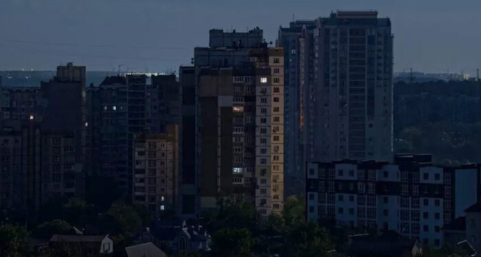 Masivo apagón en Chile: el 99% del país se quedó sin luz