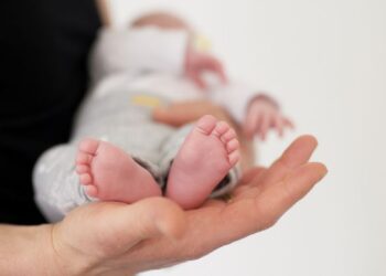 «La natalidad en mujeres pobres bajó un 60 % y un 28 % en mujeres más aventajadas. Esto es un éxito total para la mujer, para su educación, para su trabajo»