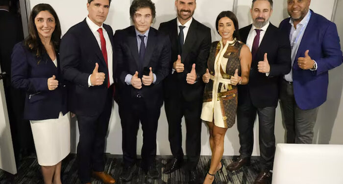 Exigen explicaciones a Bullrich por la «valijera» que pasó sin controles en la Aduana