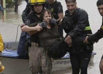 La salud mental ante la catástrofe en Bahía Blanca: «A veces es muy difícil poner un parámetro de cómo se repara.»