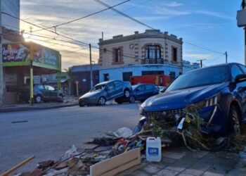 Al menos 10 fallecidos y más de mil evacuados dejó la tormenta en Bahía Blanca