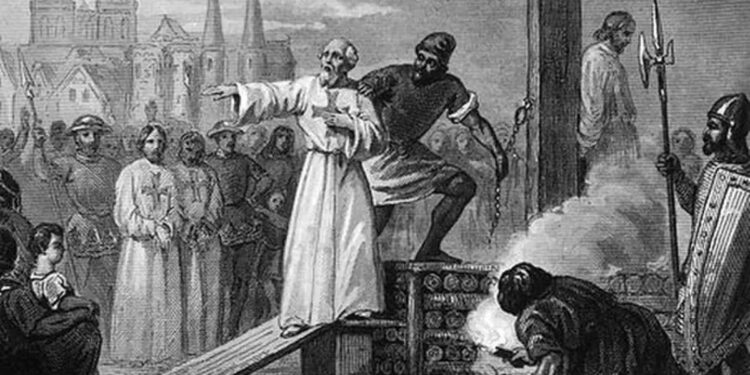 La muerte del último gran templario y la maldición a un rey y a un Papa que se cumplió