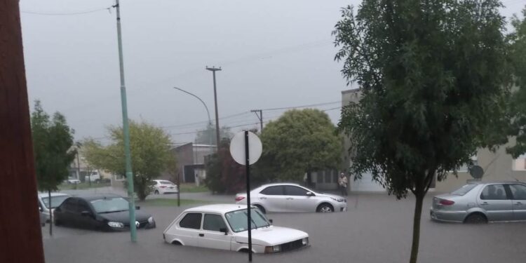 Coronel Suarez: «“Estamos permanentemente con guardias y todos los funcionarios y gente de Defensa Civil por cualquier cosa que pase”
