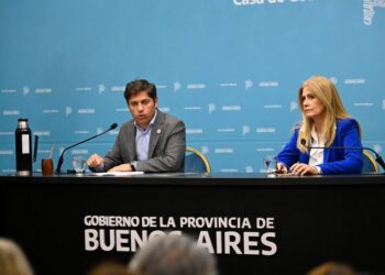 Kicillof anunció que separa la elección bonaerense de la nacional y así redobla su desafío político al kirchnerismo