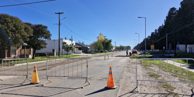Por obras de reparación, se mantiene cerrada la Av. Moreno al 500