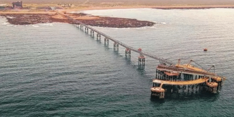 Tampoco se construirá la megaplanta de GNL en Punta Colorada