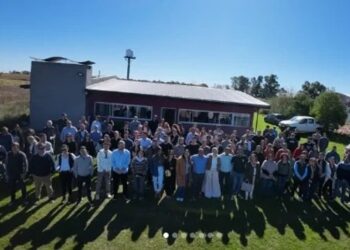 Dirigentes del radicalismo bonaerense discutieron sobre el desdoblamiento en las elecciones