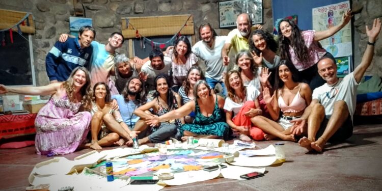 Biodanza: El próximo sábado 19 se brindará un taller en Sierra de la Ventana.