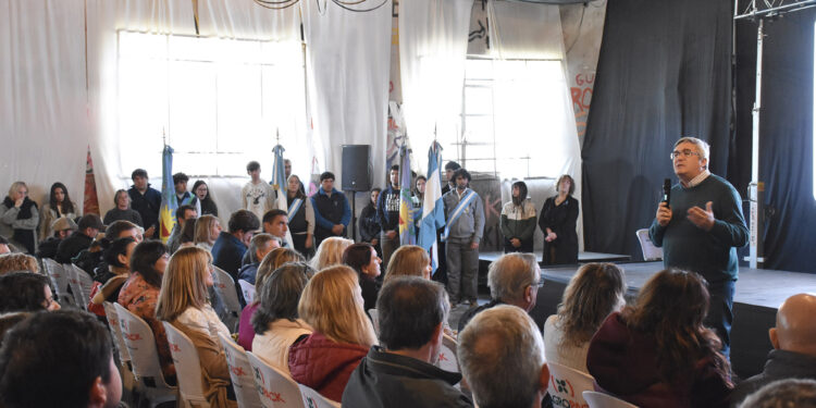 Javier Rodríguez: «Milei desmantela el INTA, nosotros apostamos por la ciencia»