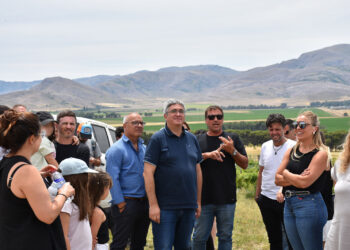 Saldungaray se viste de gala: llega la 10° Fiesta Provincial de la Vendimia