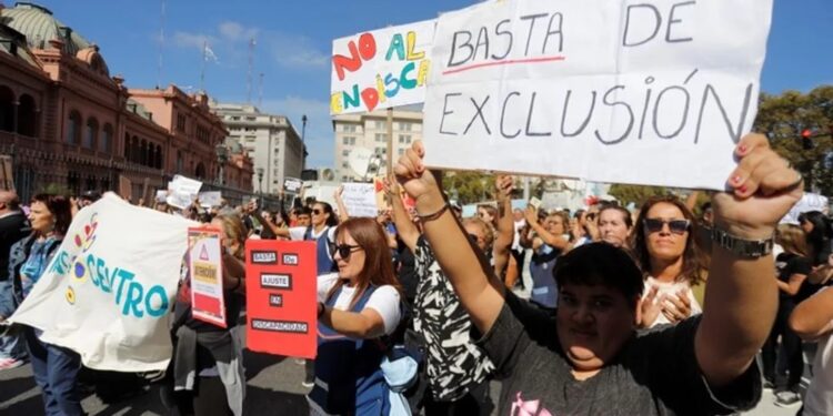 Organismos que nuclean a personas con discapacidad realizarán una nueva marcha en repudio al Gobierno