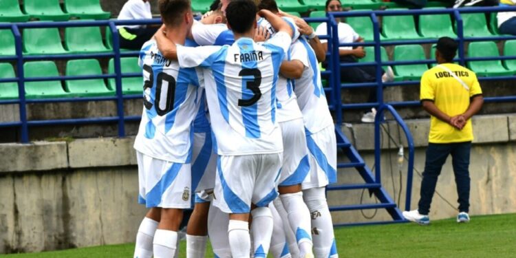 Sub 17: Argentina goleó 5-0 a Perú y encaminó su clasificación en el Sudamericano