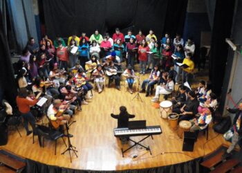 “Ciclo Patio Peatonal”: plaza de encuentros en el centro de la ciudad