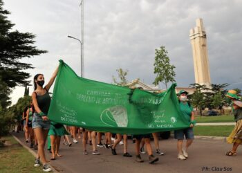 Vecinas en el Aire: 28 de Mayo, Día por la Salud de las Mujeres y 20 aniversario de la Campaña.