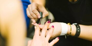 Día de la manicura en Argentina: ¿por qué se celebra el 14 de mayo?