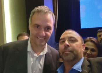 “El PRO demostró el sentido que va, en el sentido de ir perdiendo votantes. Del otro lado encontramos gente muy tibia, a la vista está.»