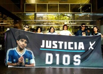 Se cayó el juicio por la muerte de Maradona: responsabilizaron a Makintach y habrá que sortear un nuevo Tribunal