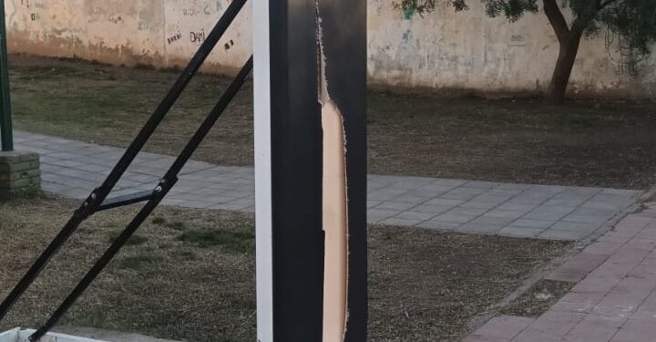 Vandalismo en la Escuela: «Nos cuesta a todos un montón. Cualquier mejora, parece que la detectan para romperla»