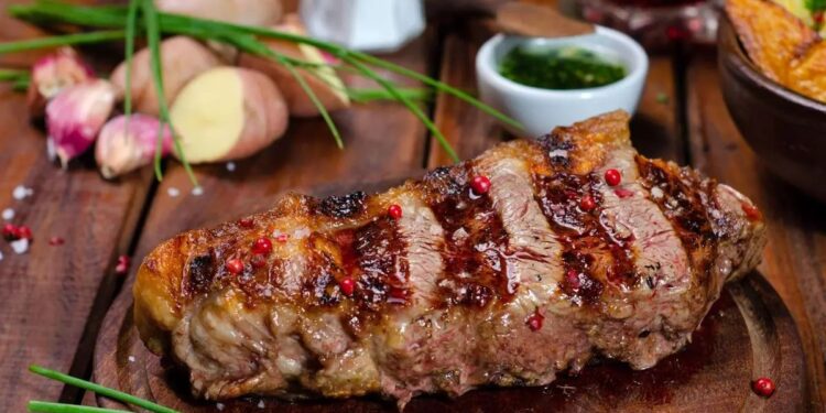 El precio de la carne aumentó 4,1% en abril y acumuló un alza de 60,1% en la medición interanual