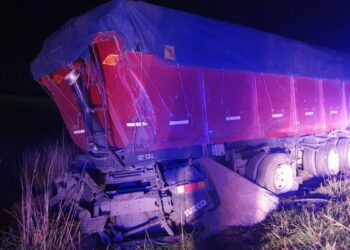 Ruta 51: Tres camiones chocaron cerca de Pringles; hay un herido grave.