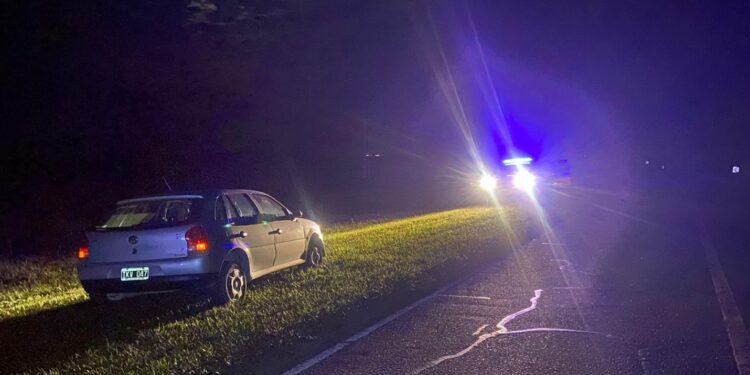 El cura de Dorrego mandó al hospital a un motociclista