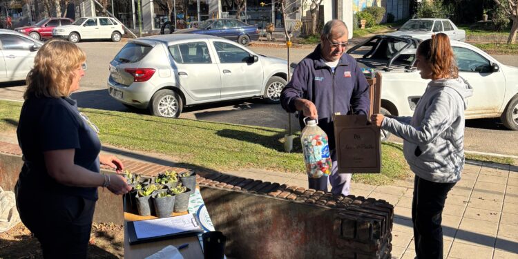 Jornada de eco-canje en Sierra de la Ventana.