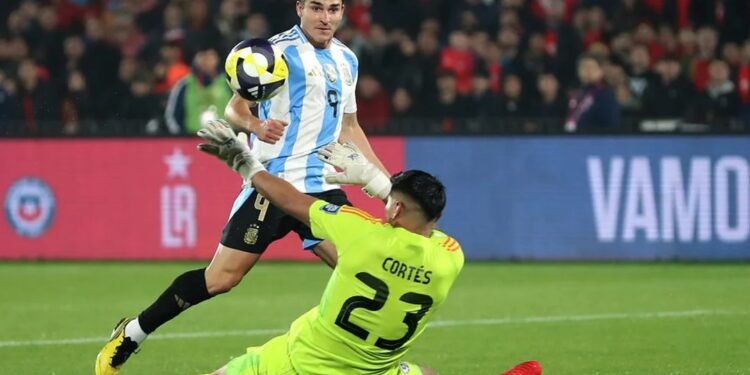 Con Álvarez como figura, la Selección argentina venció a Chile por las Eliminatorias Sudamericanas
