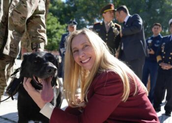 El Gobierno descartó que Karina Milei sea candidata aunque Cristina Kirchner se postule en Buenos Aires