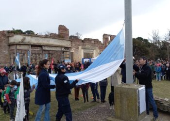 Día de la Bandera: Convocatoria a reunión organizativa en Villa Ventana