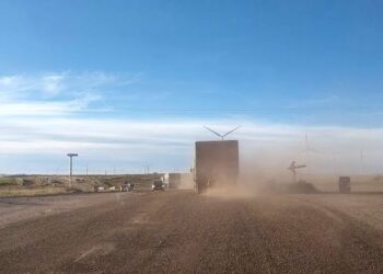 Vecinos autoconvocados reclaman por el abandono de obras en Ruta Nacional 33