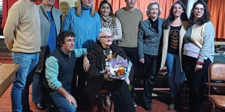 Informe acto de reconocimiento de Dora Esther Davis “Dorys” del Honorable Concejo Deliberante